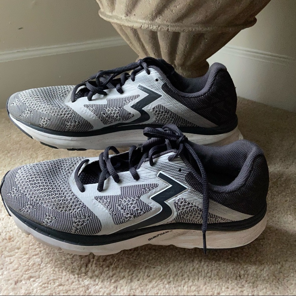 361 Gray quikfoam one degree soft fast sneakers
